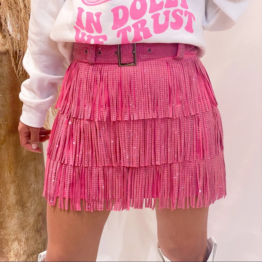 Cowgirl Pink fringe skirt Size M NWT